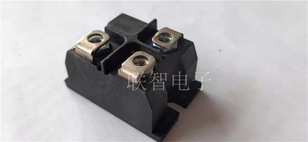 薄膜電阻和厚膜電阻的最大區(qū)別是什么？